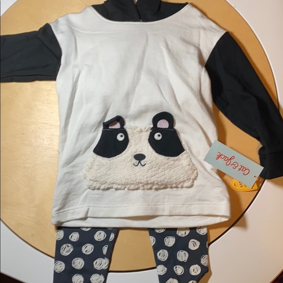 Cat and jack panda fuzzy front pocket outfit - Picture 2 of 6